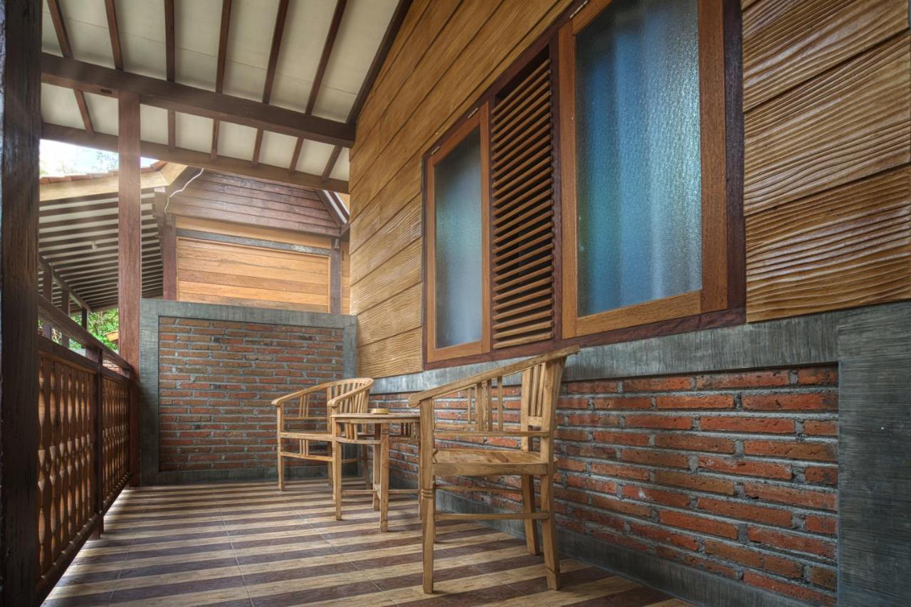 Bata Merah Homestay Banyuwangi  Eksteriør billede
