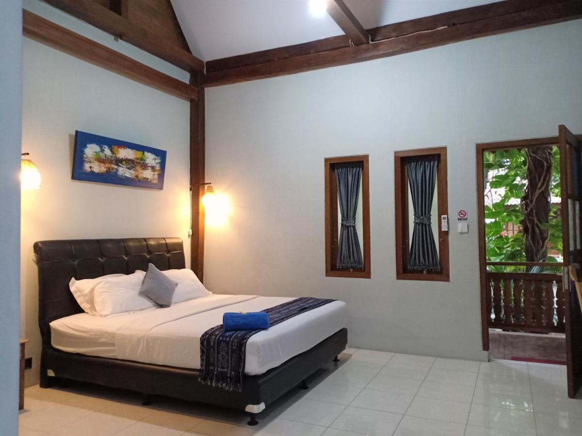 Bata Merah Homestay Banyuwangi  Eksteriør billede